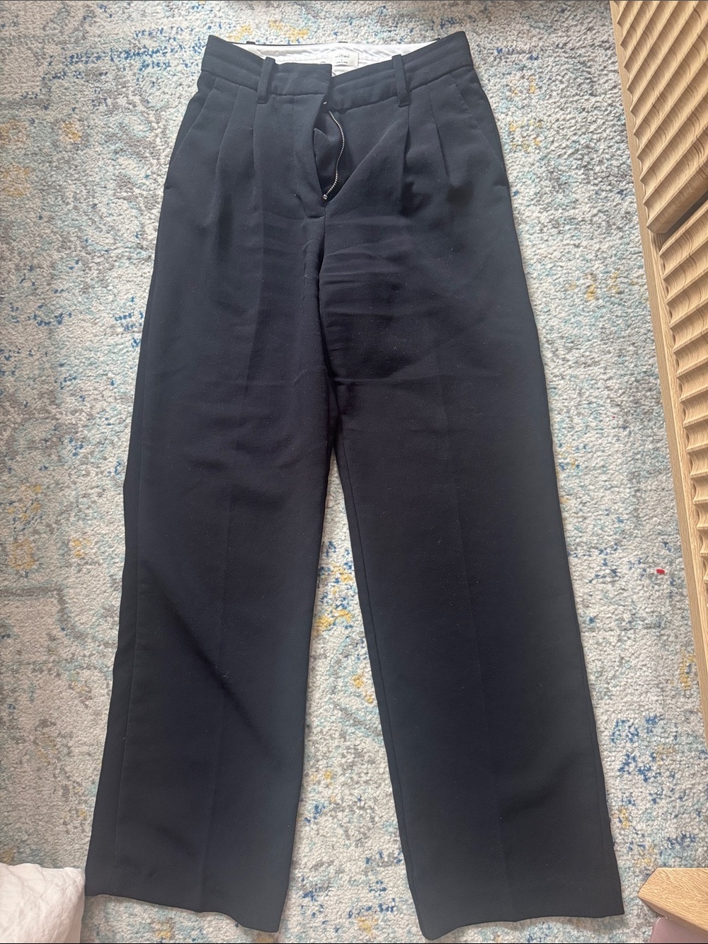Aritzia Wilfred effortless pants in black size 0